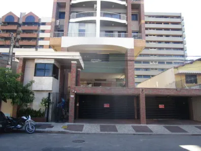 Apartamento com 3 Quartos para alugar, 82m² no Meireles, Fortaleza