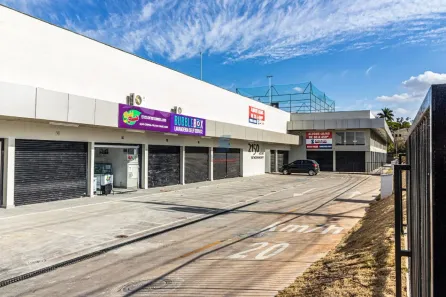 Ponto Comercial para alugar, 30m² no Vila Beneves, Contagem