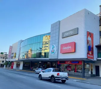 Sala Comercial para alugar, 58m² no Centro, Resende