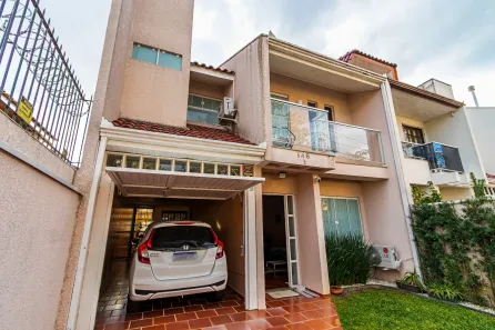 Sobrado com 4 Quartos à venda, 180m² no Jardim das Américas, Curitiba