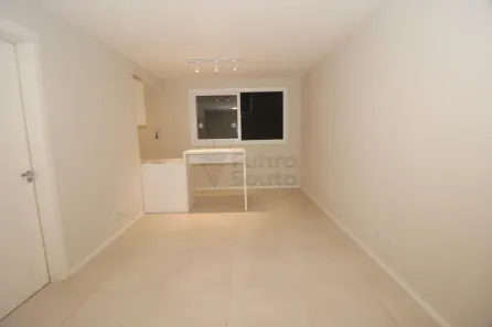 Apartamento com 2 Quartos à venda, 70m² no Centro, Pelotas