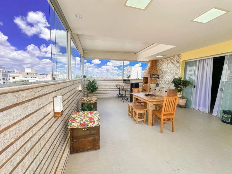 Apartamento com 3 quartos — Nova Suíssa, Belo Horizonte