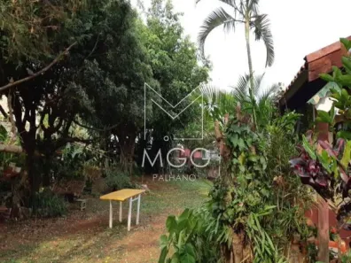 Fazenda/Sítio com 3 Quartos à venda, 200m² no Centro, Rolândia