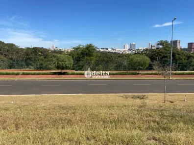 Lote/Terreno à venda, 467m² no Granja Marileusa, Uberlândia
