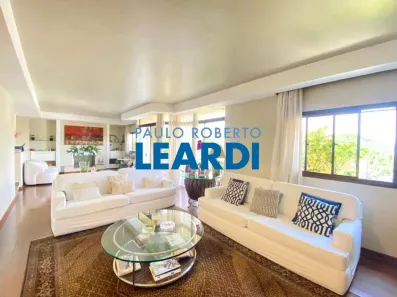 Apartamento com 4 Quartos à venda, 270m² no Vila Madalena, São Paulo
