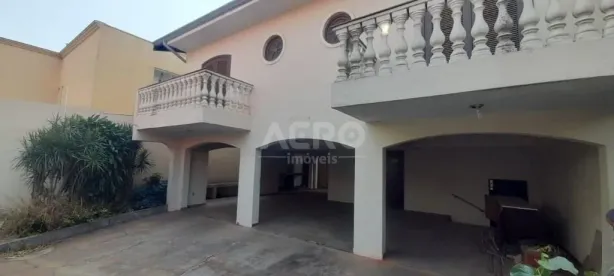 Imóvel Comercial com 4 Quartos para alugar, 246m² no Parque Jardim Europa, Bauru
