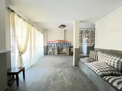 Sobrado com 2 Quartos à venda, 195m² no Jardim Siesta, Jacareí