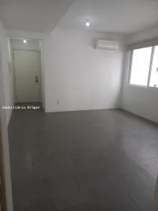 Apartamento com 3 Quartos para alugar, 90m² no Floresta, Porto Alegre