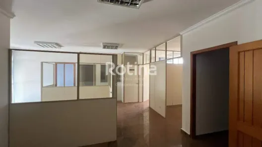 Sala Comercial à venda, 72m² no Centro, Uberlândia