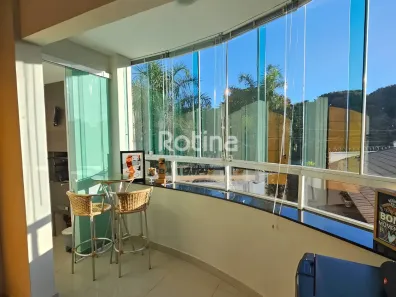Apartamento com 3 Quartos à venda, 85m² no Daniel Fonseca, Uberlândia