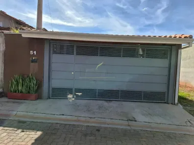 Casa com 2 Quartos à venda, 140m² no Santo Antonio da Cachoeira, Piracaia