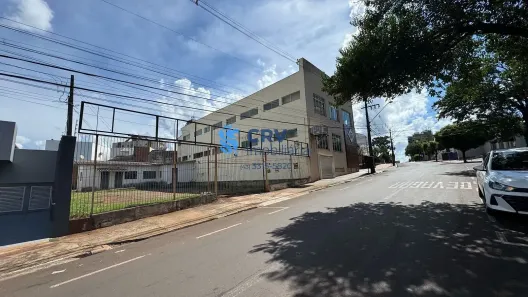à venda, 465m² no Centro, Cambé
