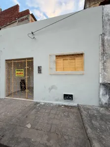 Casa com 2 Quartos para alugar, 55m² no Planalto, Natal