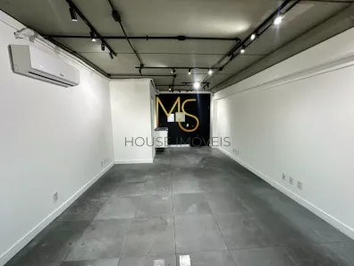 Ponto Comercial para alugar, 38m² no Lageadinho, Cotia