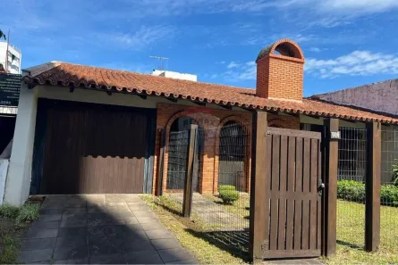 Casa com 3 Quartos à venda, 360m² no Santana, Porto Alegre