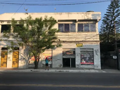 Ponto Comercial para alugar, 220m² no Santa Catarina, São Gonçalo