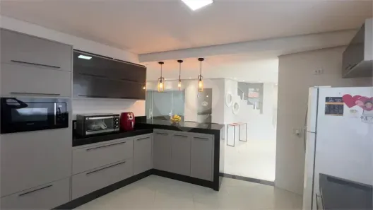Casa de Condomínio com 3 Quartos à venda, 180m² no Cajuru do Sul, Sorocaba