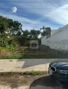 Lote/Terreno à venda, 360m² no Jardim Inconfidência, Uberlândia