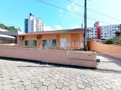 Casa com 3 Quartos à venda, 162m² no Velha, Blumenau