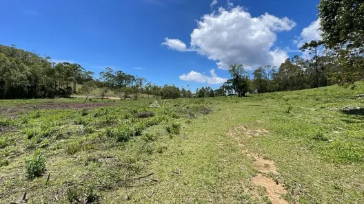 Lote/Terreno à venda, 605000m² no , Sapucaí-Mirim