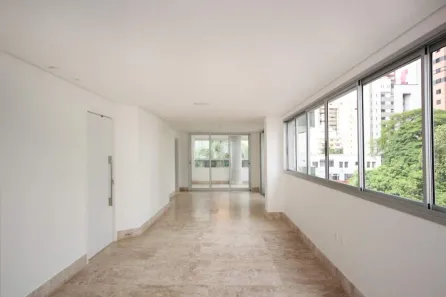 Apartamento com 4 Quartos para alugar, 200m² no Savassi, Belo Horizonte