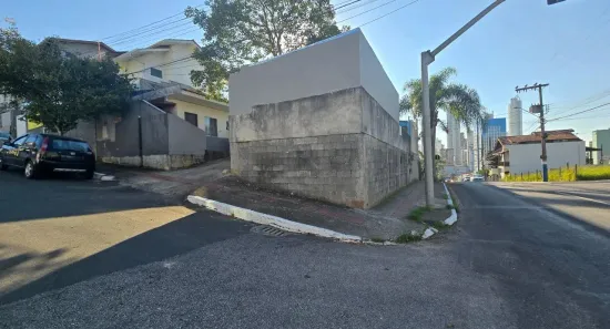 Casa com 1 Quarto à venda, 140m² no Ariribá, Balneário Camboriú
