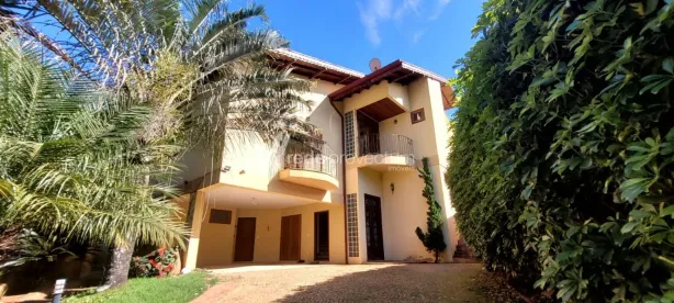 Sobrado com 4 Quartos para alugar, 464m² no Jardim das Paineiras, Campinas