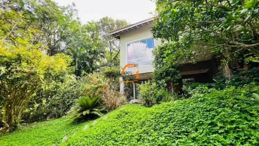 Casa com 1 Quarto à venda, 125m² no Alpes de Atibaia, Atibaia
