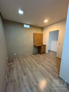 Sala Comercial para venda ou aluguel, 58m² no Alphaville Industrial, Barueri