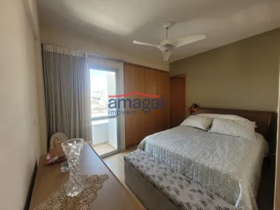 Apartamento com 2 Quartos à venda, 67m² no Centro, Jacareí