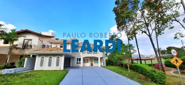 Casa de Condomínio com 3 Quartos à venda, 425m² no Chácaras Silvania, Valinhos