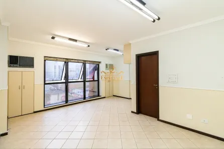 Sala Comercial para alugar, 31m² no Centro, Curitiba