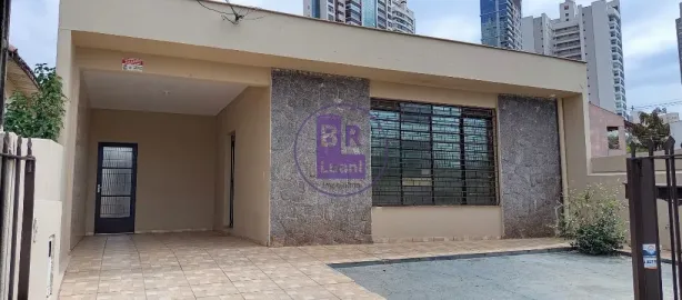 Casa com 2 Quartos para alugar, 157m² no Arco Íris, Londrina