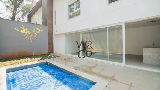 Casa de Condomínio com 3 Quartos para alugar, 371m² no Jardim dos Estados, São Paulo