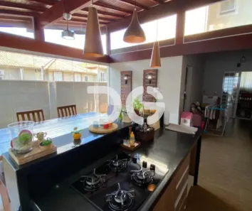 Casa de Condomínio com 3 Quartos à venda, 135m² no Parque Rural Fazenda Santa Cândida, Campinas