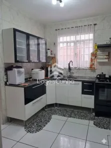 Casa com 2 Quartos à venda, 138m² no Jardim Country Club, Poços de Caldas