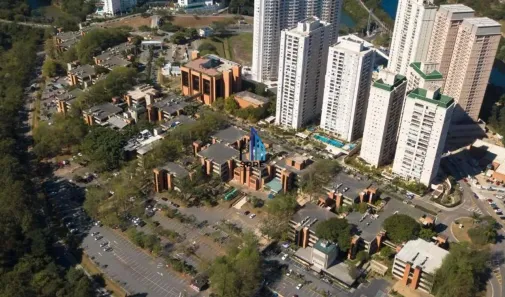 Sala Comercial para alugar, 550m² no Alphaville Empresarial, Barueri