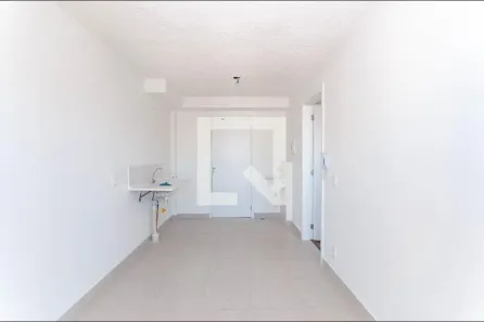 Apartamento com 1 Quarto à venda, 26m² no Parque Industrial Tomas Edson, São Paulo
