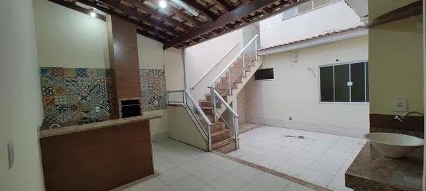 Casa com 3 Quartos à venda, 220m² no Jardim Veneza, Volta Redonda