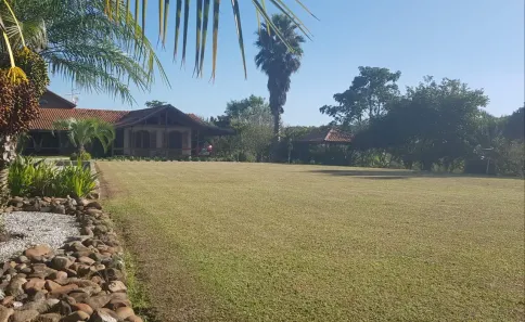 Casa com 3 Quartos para alugar, 3000m² no São Domingos, São José dos Pinhais