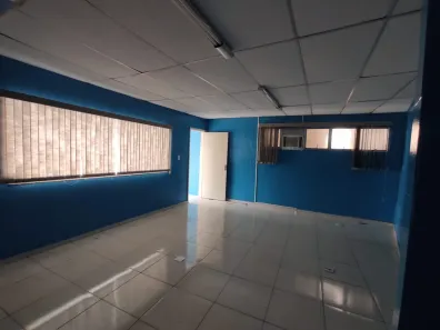 Galpão/Depósito/Armazém com 3 Quartos à venda, 149m² no Vila São Francisco de Assis, Cotia
