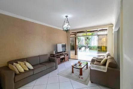 Casa com 3 Quartos à venda, 222m² no Caiçaras, Belo Horizonte