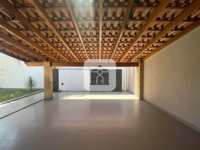 Imóvel Comercial com 3 Quartos para alugar, 180m² no Jardim Karaíba, Uberlândia