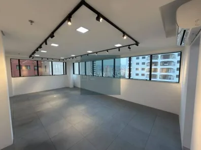 Sala Comercial para alugar, 50m² no Vila Boaventura, Jundiaí