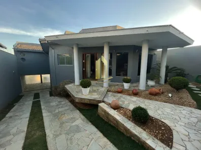 Casa com 3 Quartos à venda, 356m² no Jardim Santana, Franca