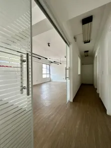 Sala Comercial à venda, 134m² no Gurigica, Vitória