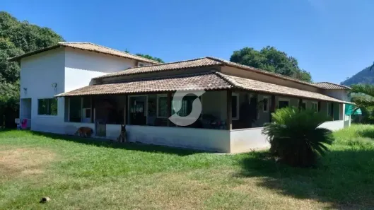 Fazenda/Sítio com 3 Quartos à venda, 300m² no Caxito, Maricá