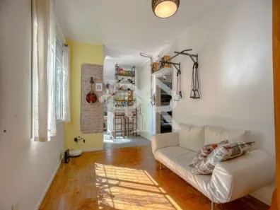 Apartamento com 2 Quartos à venda, 52m² no Cidade Baixa, Porto Alegre