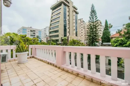 Sobrado com 4 Quartos à venda, 500m² no Moinhos de Vento, Porto Alegre
