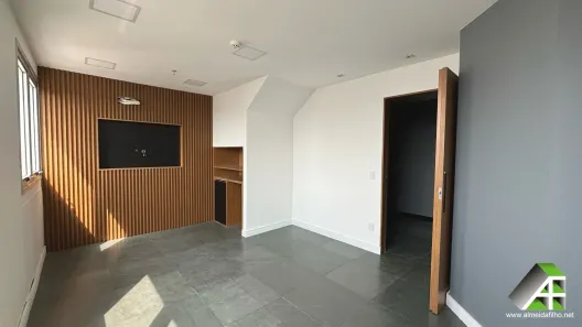 Sala Comercial com 1 Quarto para alugar, 130m² no Itaim Bibi, São Paulo